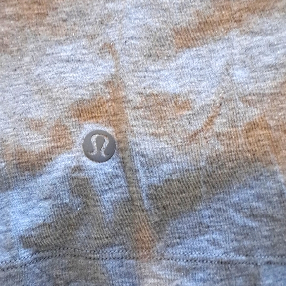 LULULEMON | Cropped tshirt - Picture 3 of 3